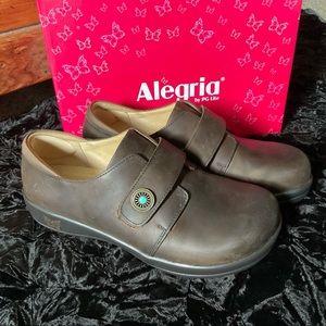ALEGRIA Joleen Oiled Brown Professional Shoes EUC Womens size 8-8.5 WIDE